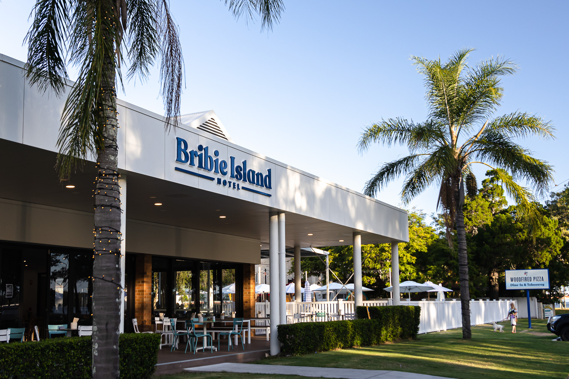 Bribie Island Hotel - Sunquest Signs