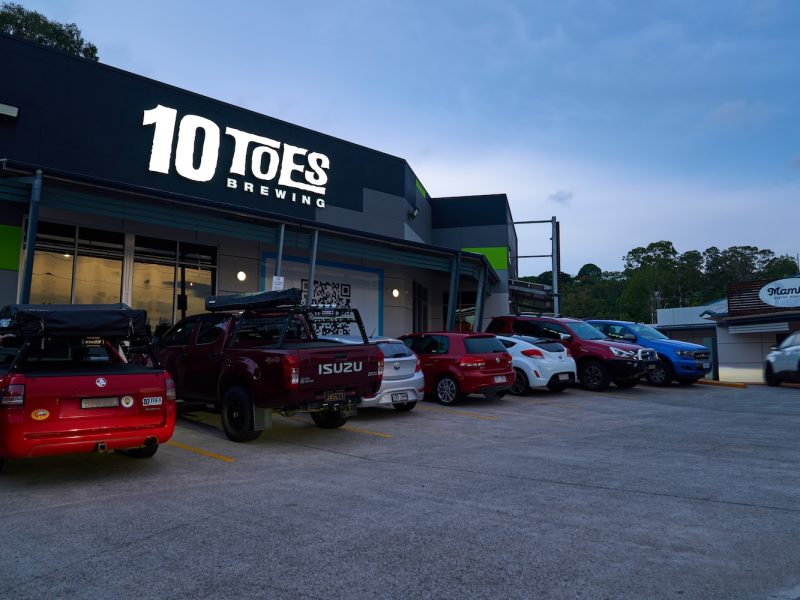 Sunquest Signs - Projects - 10 Toes 24